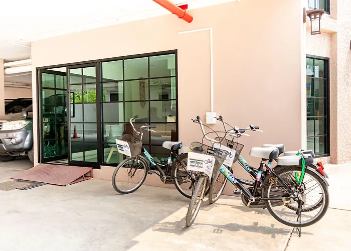 Hotel Bewish Bangphlat 3*