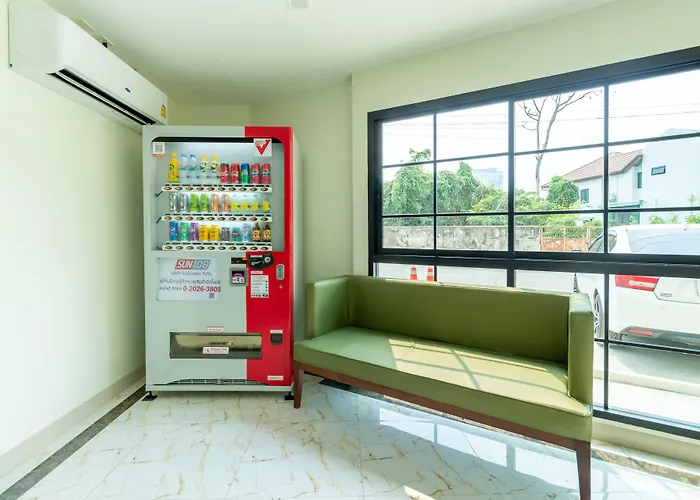 Bewish Bangphlat Hotel Bangkok