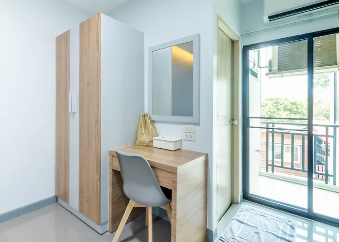 Bewish Bangphlat Hotel Bangkok
