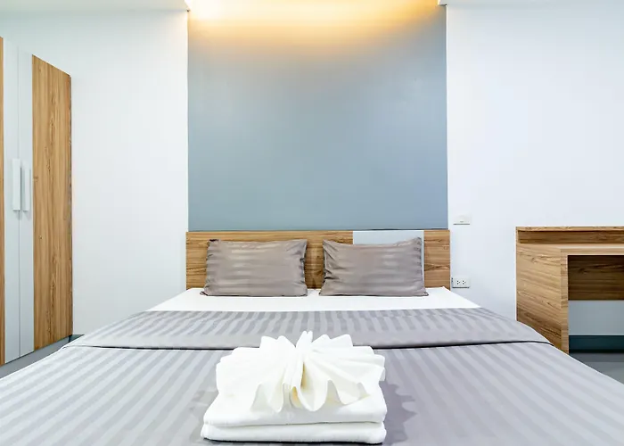 Bewish Bangphlat Hotel 3*