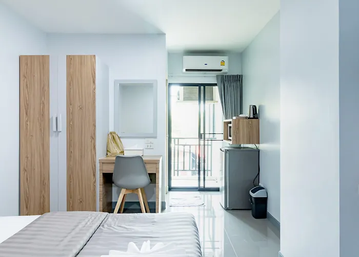 Bewish Bangphlat Hotel 3*