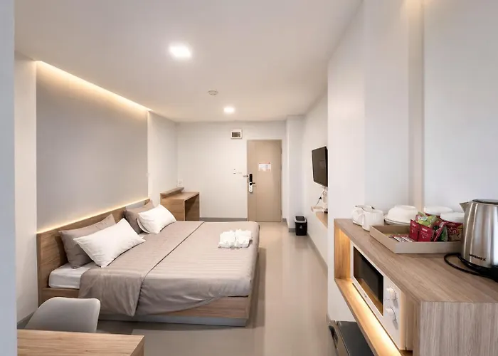 Bewish Bangphlat Hotel